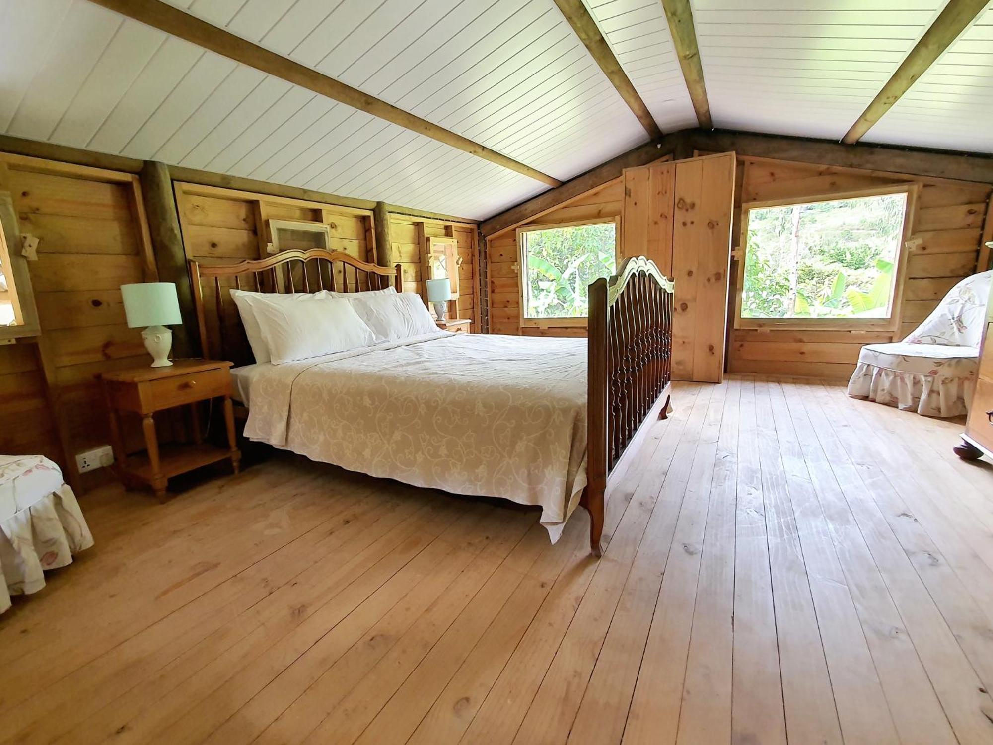 Le Chalet, La Petite Ferme Vieux Grand Port Bagian luar foto